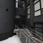 Cozy 4 Two - Center