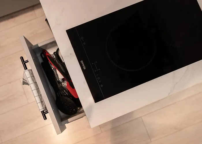 Cozy 4 Two - Center *